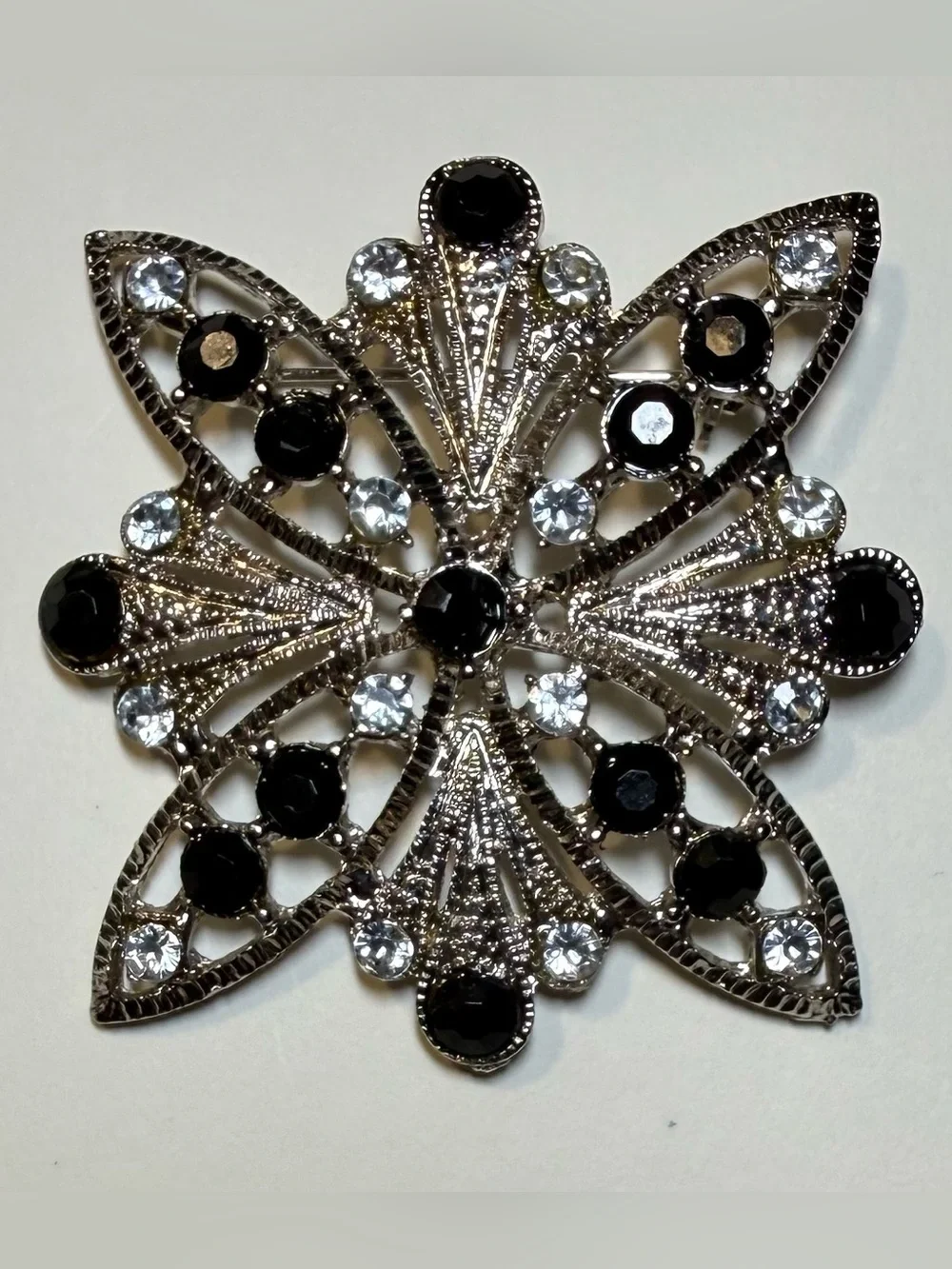 Vintage 1980’s Black and Silver Crystal Rhinestone Brooch